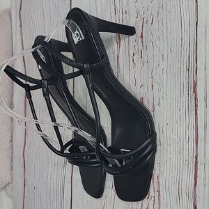 BP NORDSTROM Elegant Black Strappy Heels Size 10.5 NWOT